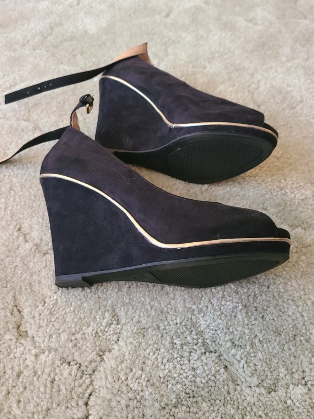 Mossimo Wedges - Picture 4 of 7